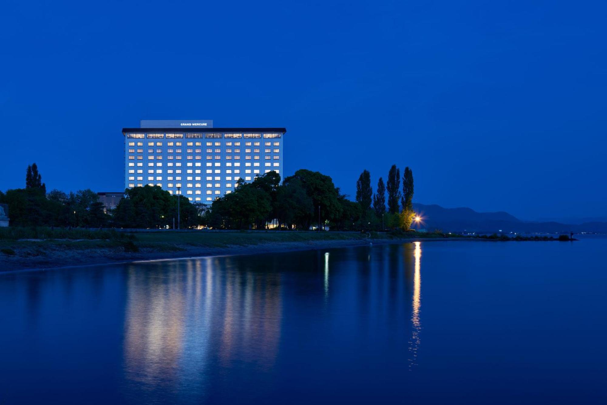 נאגאהאמה Grand Mercure Lake Biwa Resort & Spa מראה חיצוני תמונה